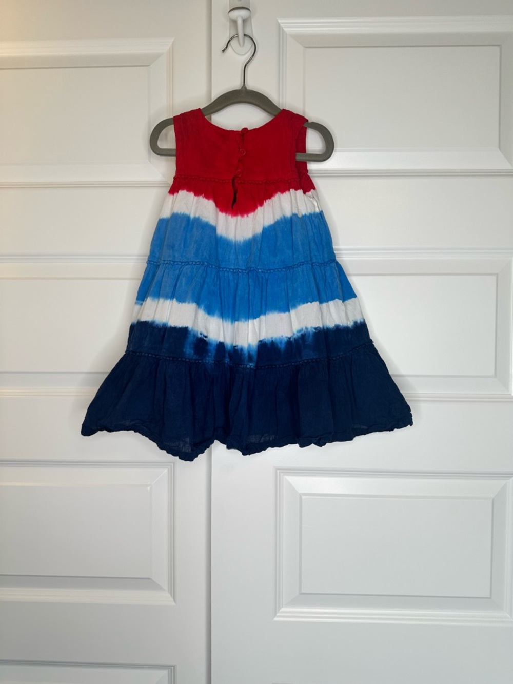 Isaac Mizrahi Girls 4T Red White Blue Tiered Dress  - EUC - Picture 2 of 4